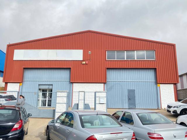Nave industrial en Venta en Calle Brújula, 11 en Pisa