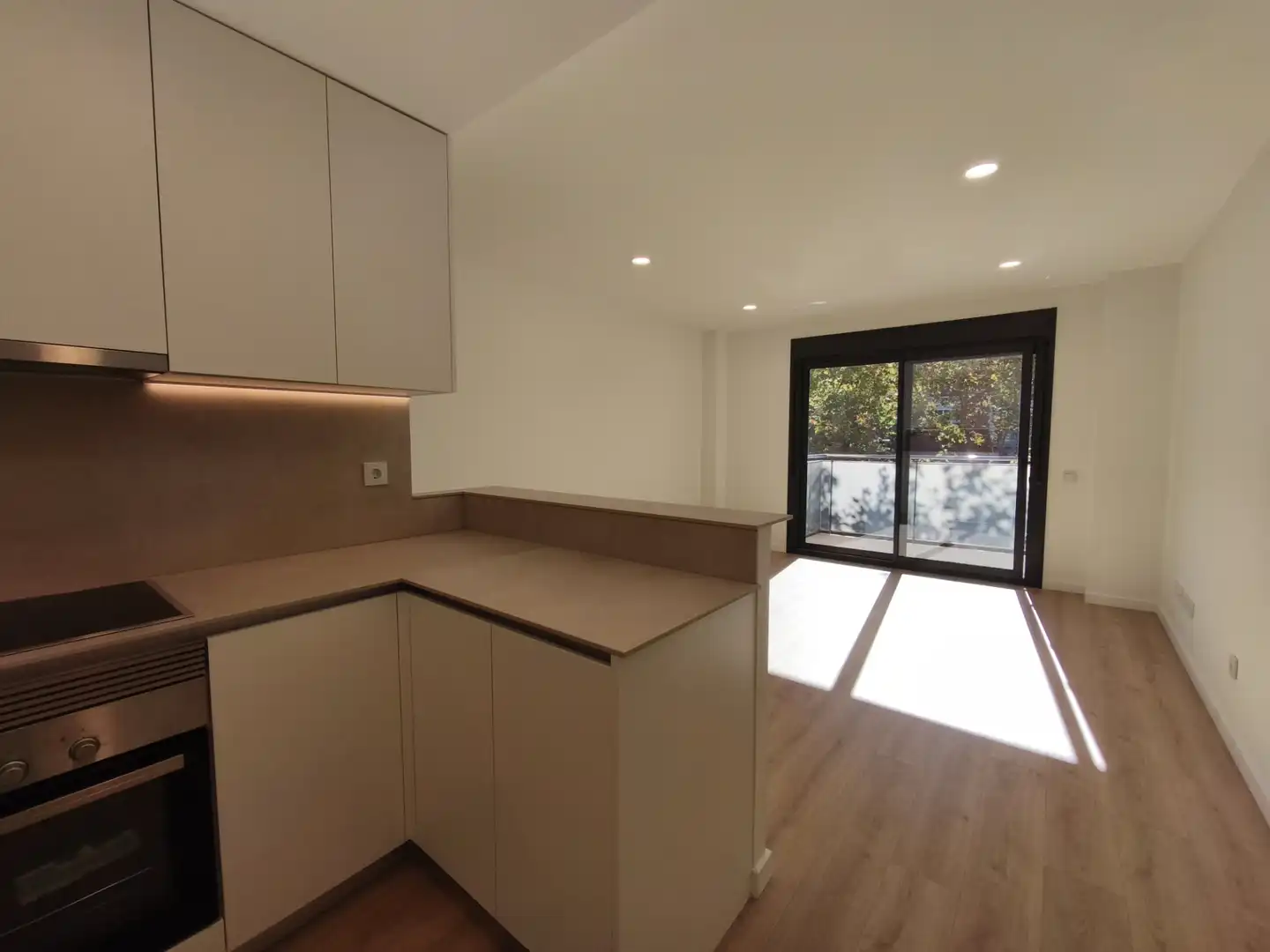 Piso en venta en Cornellà de Llobregat, Barcelona