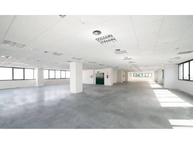 Oficina en Alquiler en Sur del Aeropuerto de Barajas en Aeropuerto