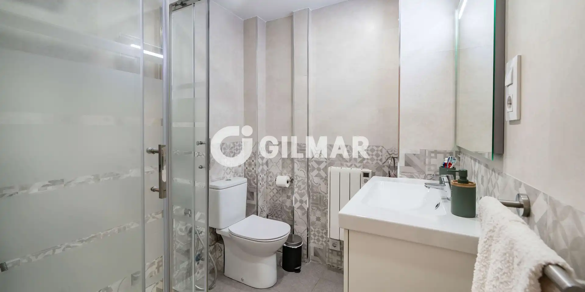 Bathroom of Flat for sale in Ciudad Lineal