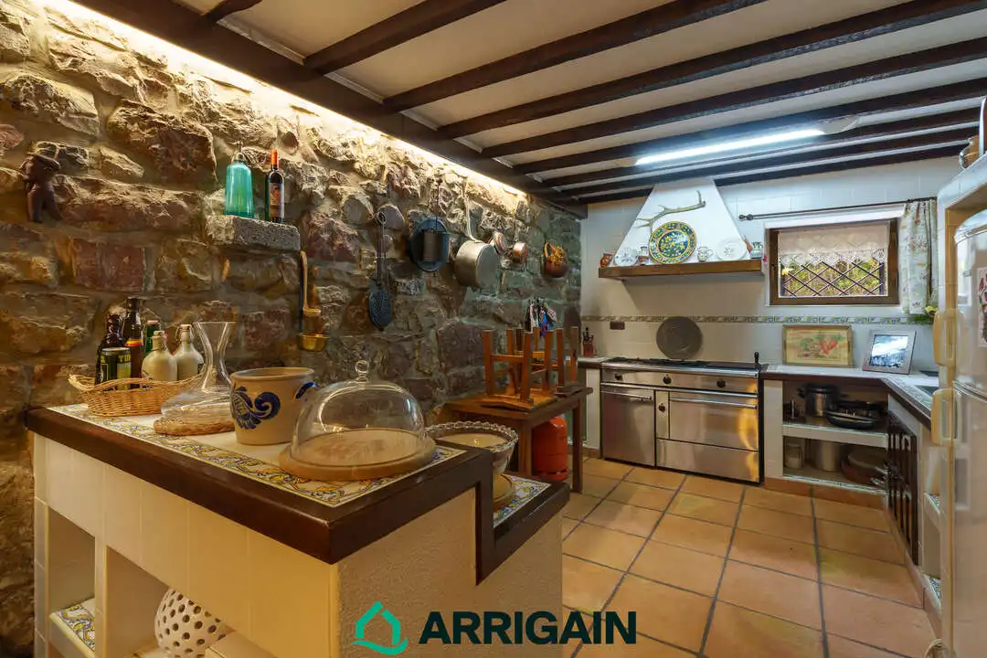 Cocina de Casa o chalet en venta en Irun  con Calefacción, Jardín privado y Terraza
