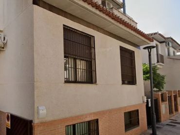 Adossat en venda a LA JOYA ESPINELA
