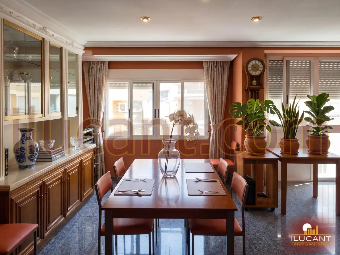 Piso con ascensor en venta en Campoamor - Altozano