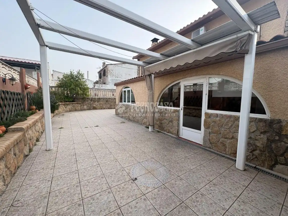 Terrasse von Haus oder Chalet zum Verkauf in El Álamo mit Klimaanlage, Heizung und Privatgarten