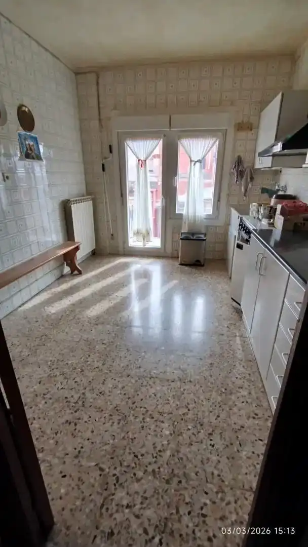 Cuina de Casa adosada en venda en Lodosa amb Traster, Moblat i Balcó