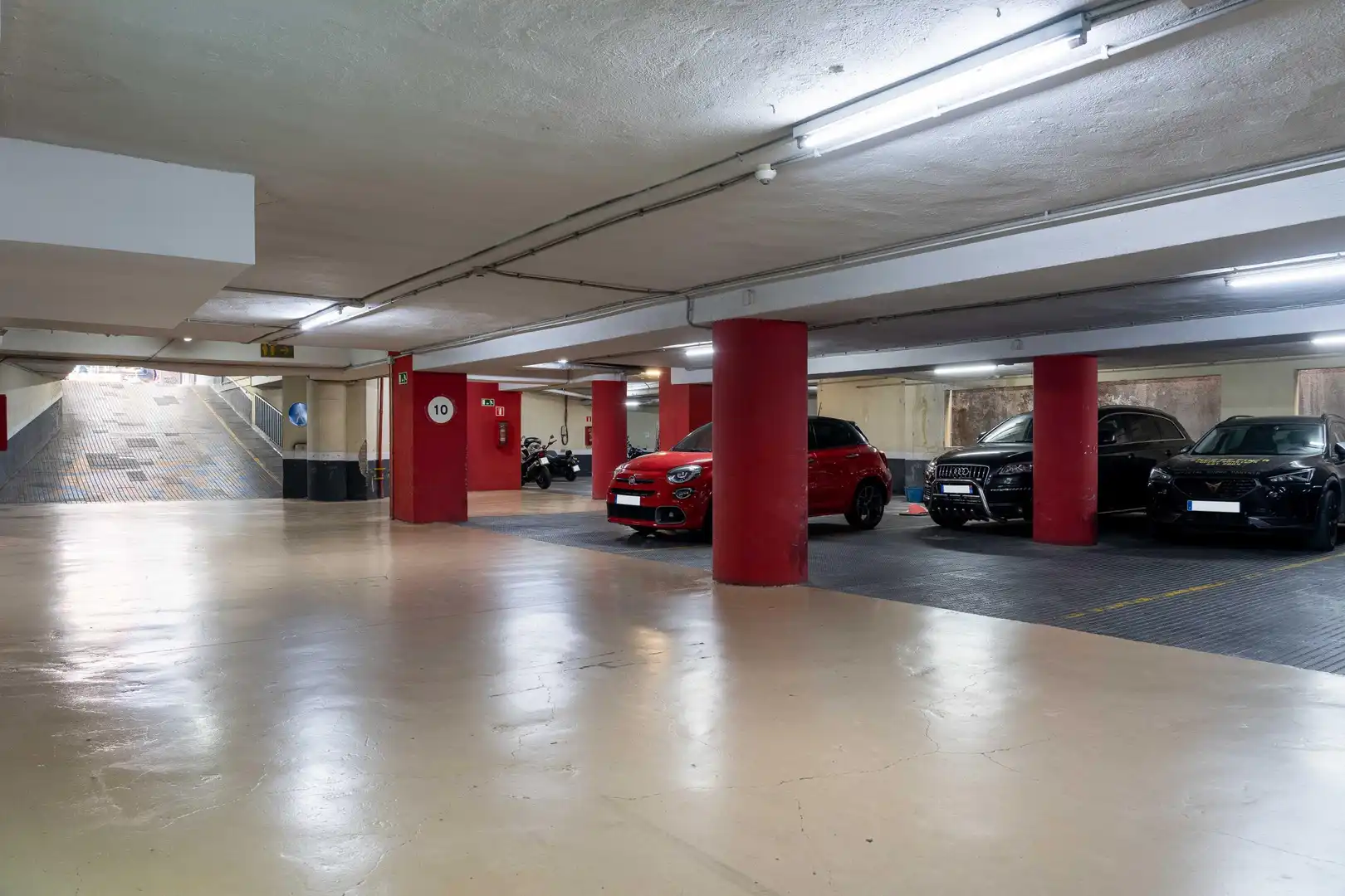 Einzelparkplatz zur Miete in CALLE VALENCIA 375, imagen 5