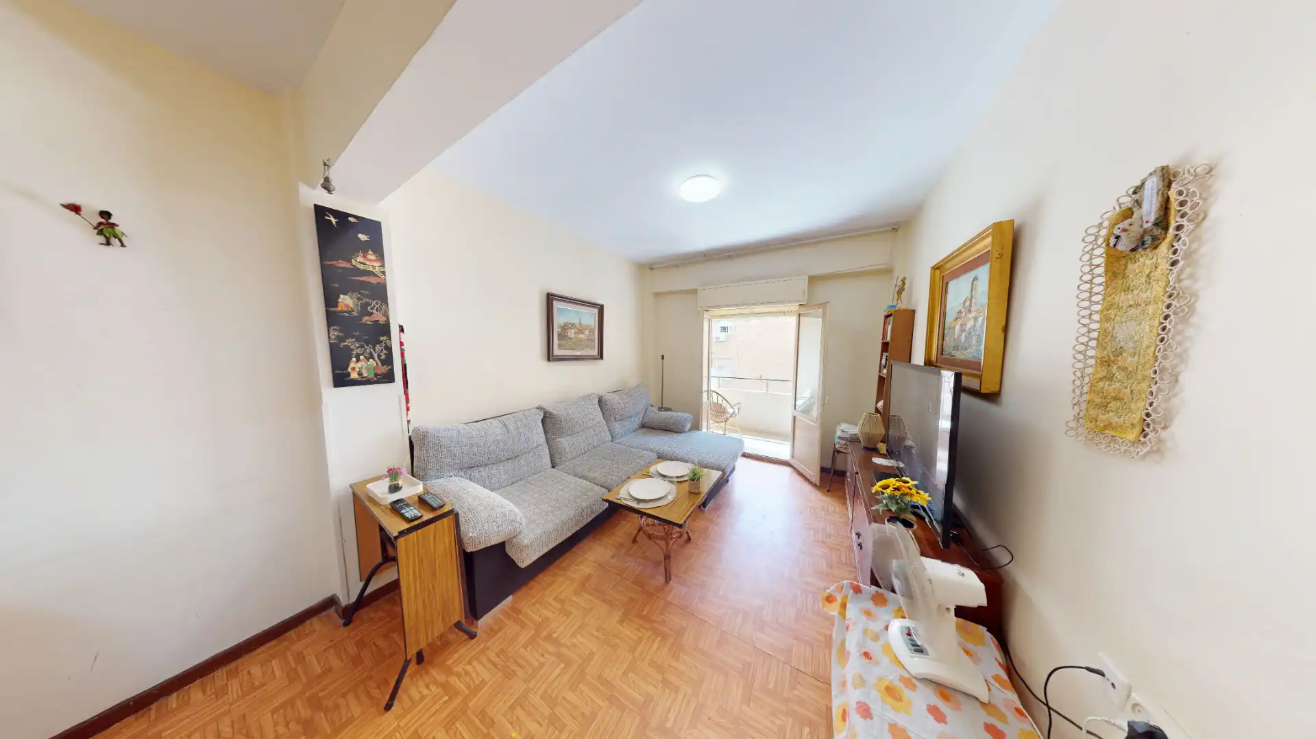 Sala d'estar de Pis en venda en Alicante / Alacant amb Parquet, Moblat i Forn