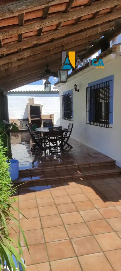 Terrace of Houses for sale in Barbate  with Air Conditioner, Swimming Pool and Furnished