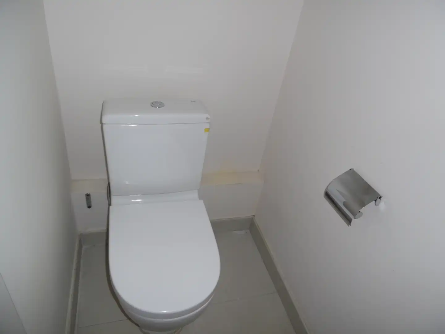 Bathroom of Commercial properties for sale in Madrid