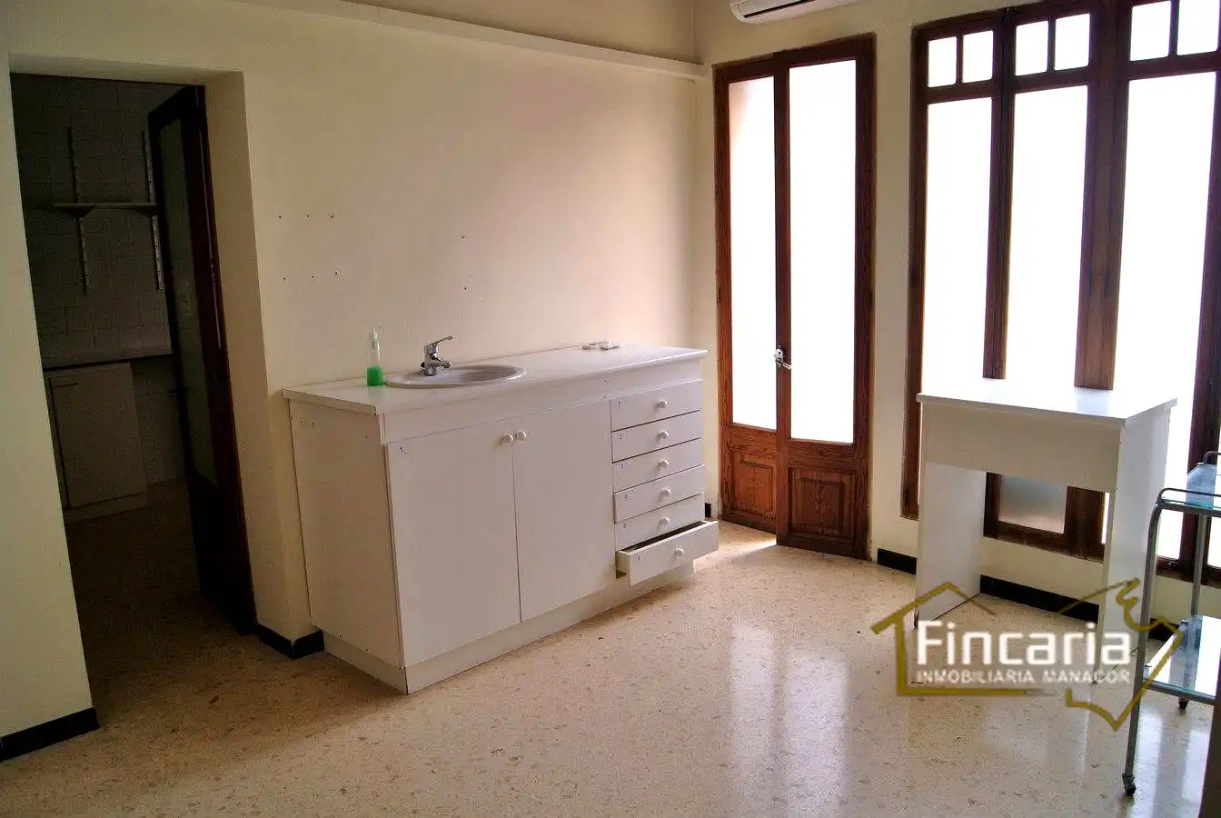 Büro zur Miete in Manacor