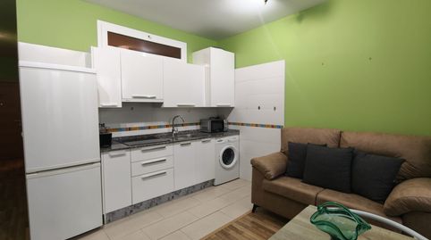 Foto 2 de Apartamento de alquiler en Calle Rivero, Centro, Avilés