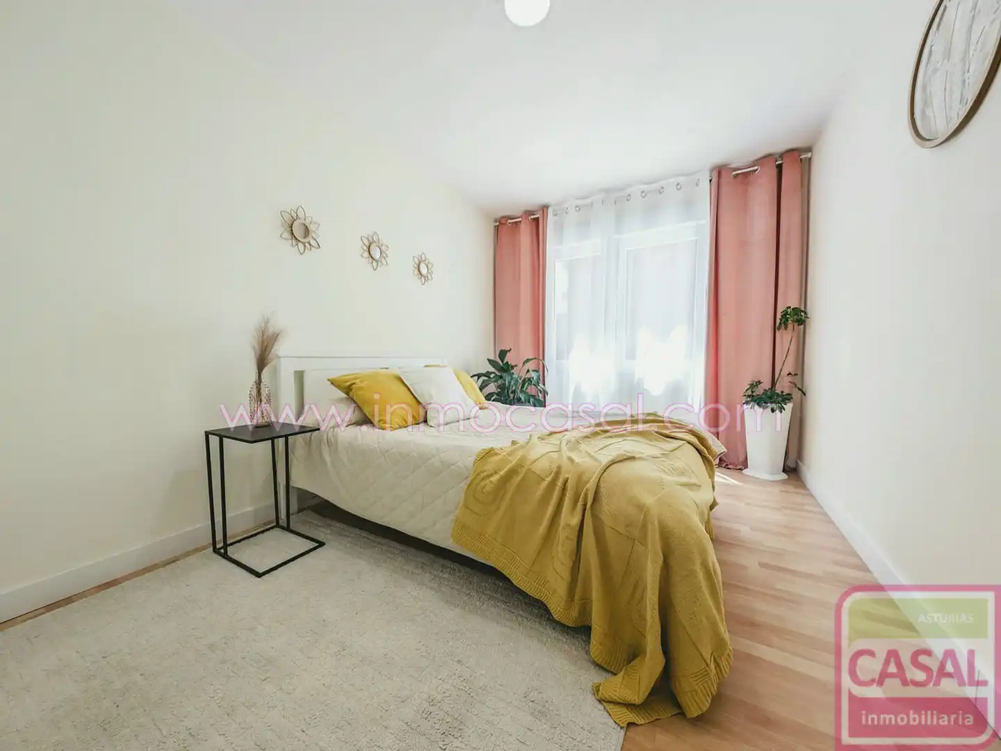 Schlafzimmer von Wohnung zum Verkauf in Oviedo  mit Abstellraum und Möbliert