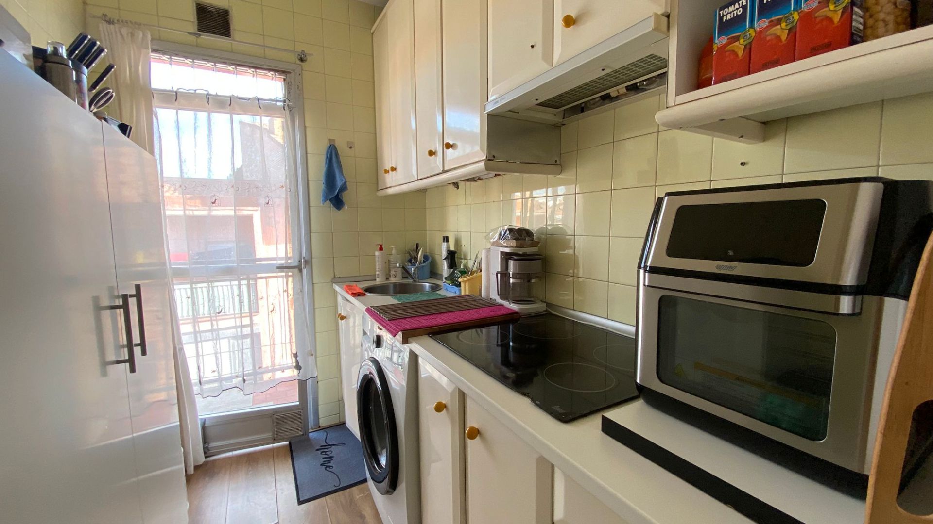 Kitchen of Flat for sale in  Madrid Capital  with Air Conditioner, Heating and Furnished