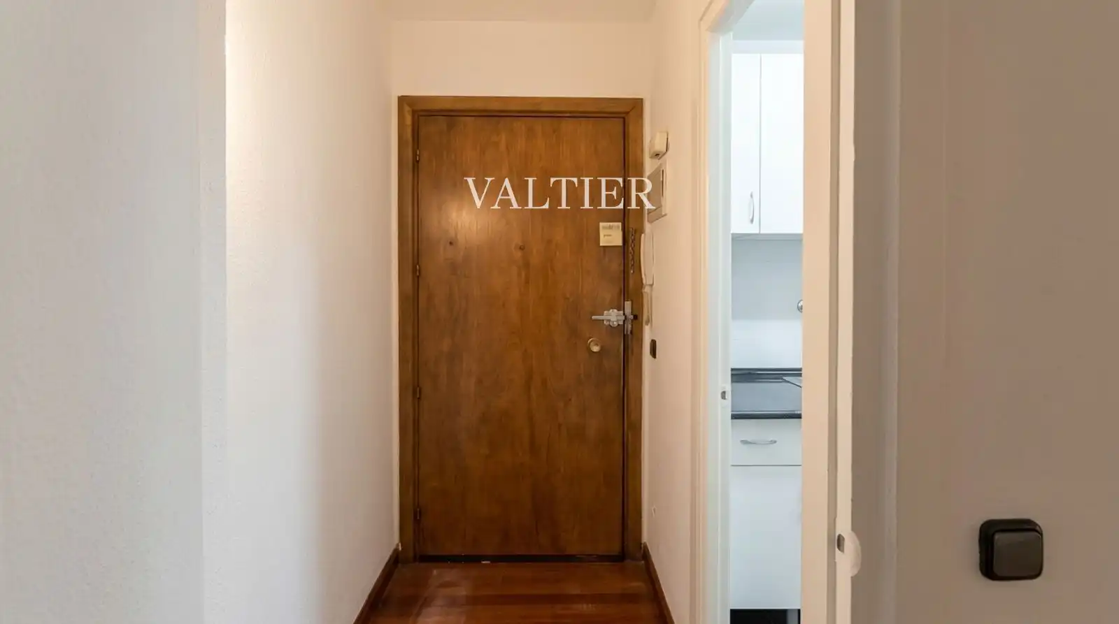 Flat for sale in Madrid  with Air Conditioner, Heating and Terrace