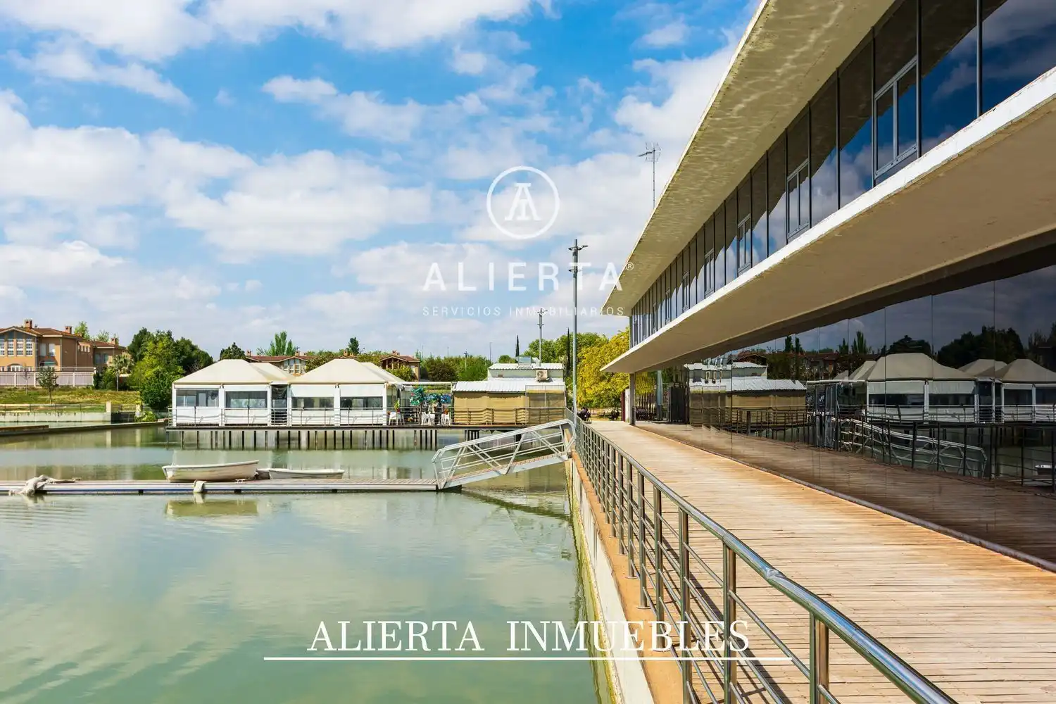Houses for sale in del Ducado de Neopatria, Casablanca
