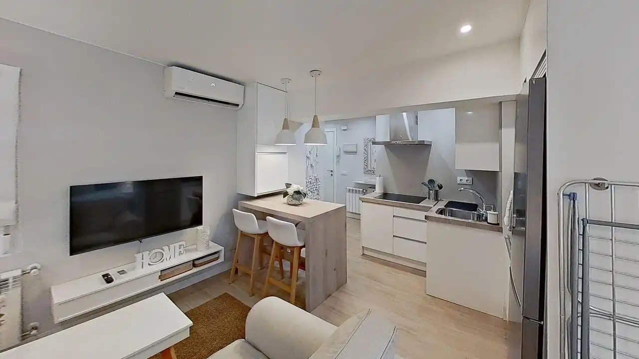 Flat with lift to rent in Calle de La Bañeza, imagen 4