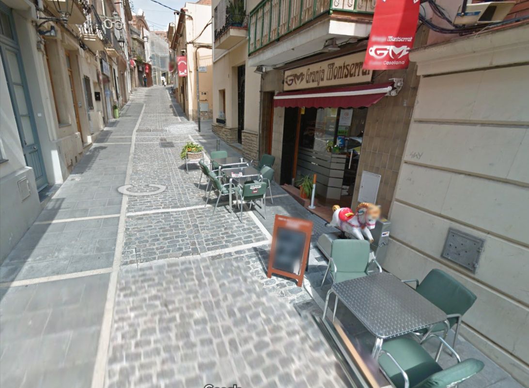 Vista exterior de Local de alquiler en Sant Cugat del Vallès