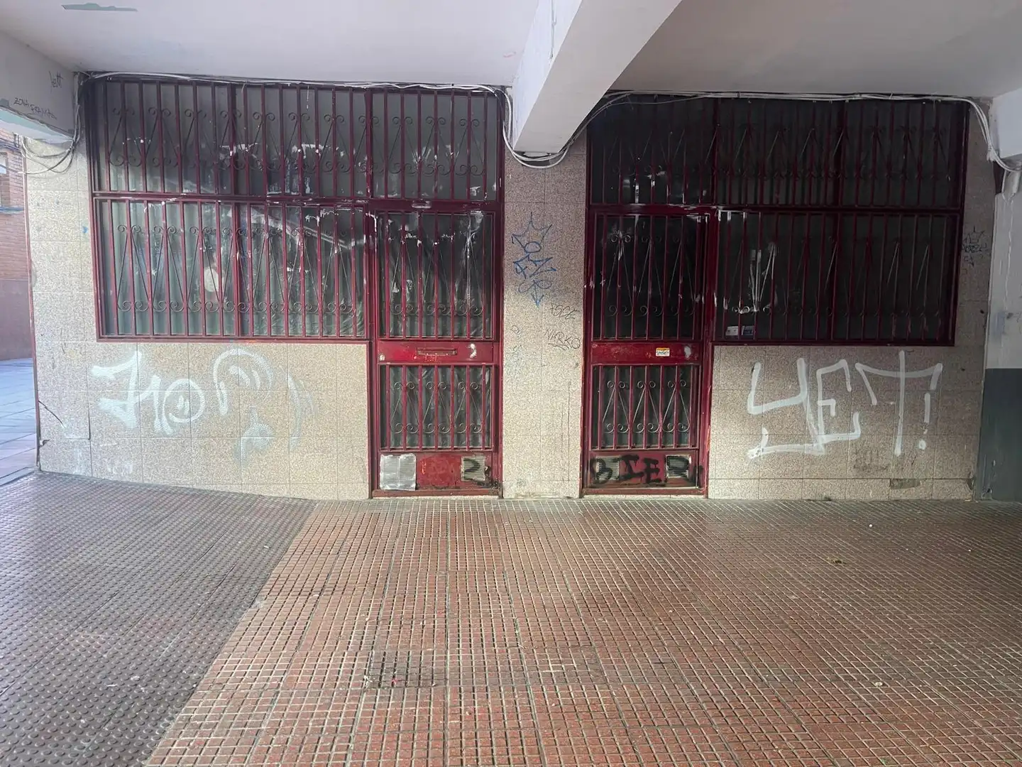 Vista exterior de Local en venta en San Sebastián de los Reyes