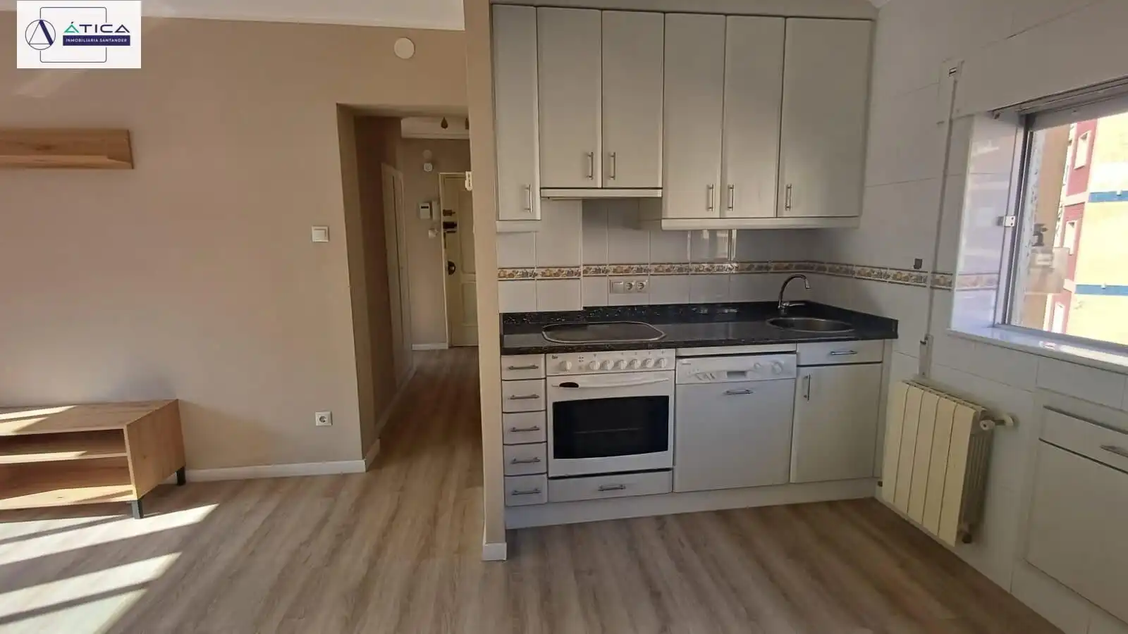 Kitchen of Flat for sale in Santander  with Heating