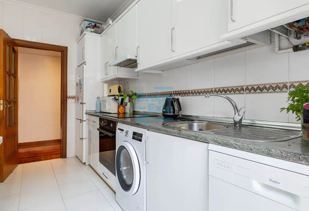 Cocina de Piso en venta en Donostia - San Sebastián  con Calefacción