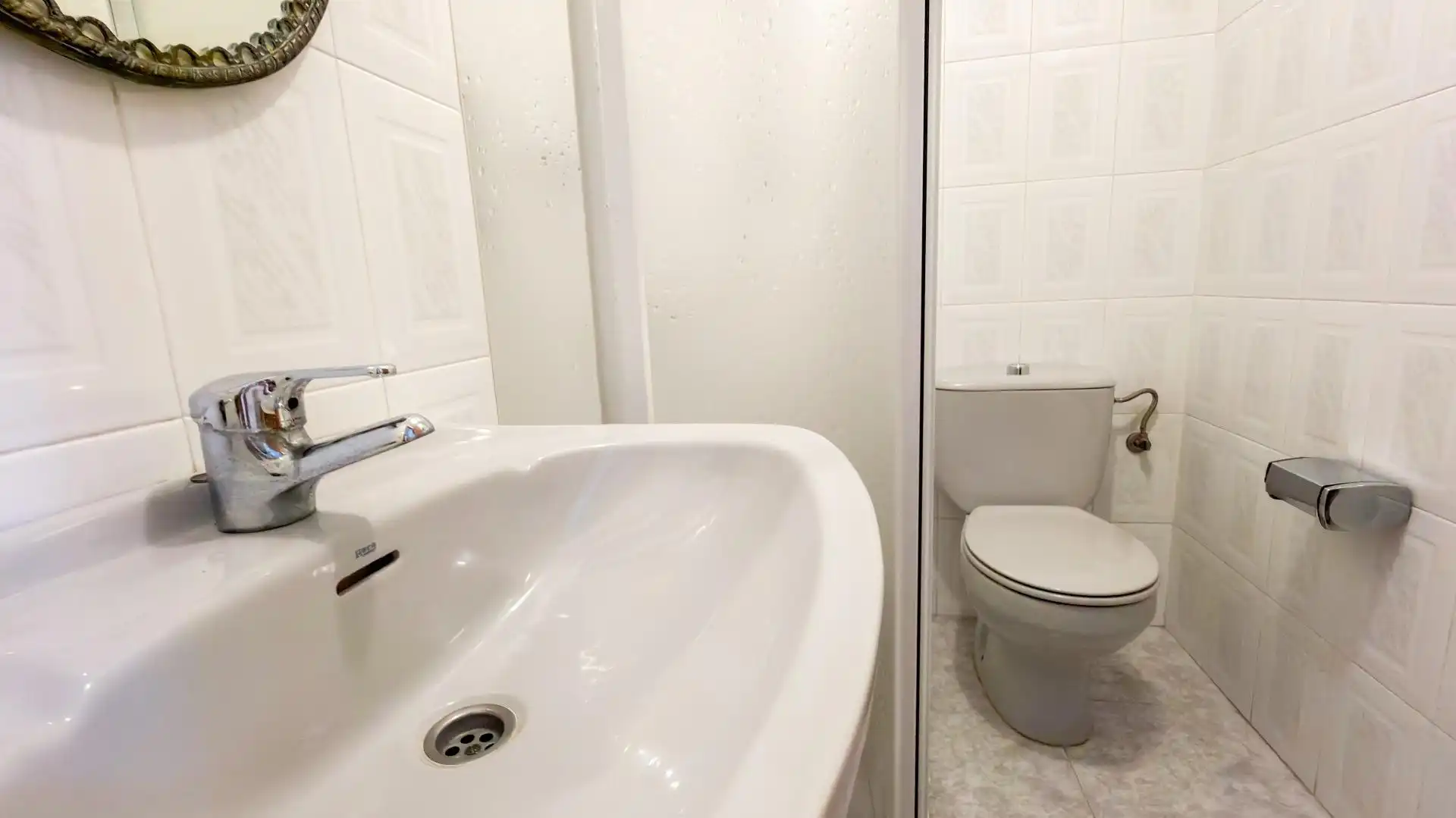Badezimmer von Wohnung zum Verkauf in Valencia mit Klimaanlage, Heizung und Parkett