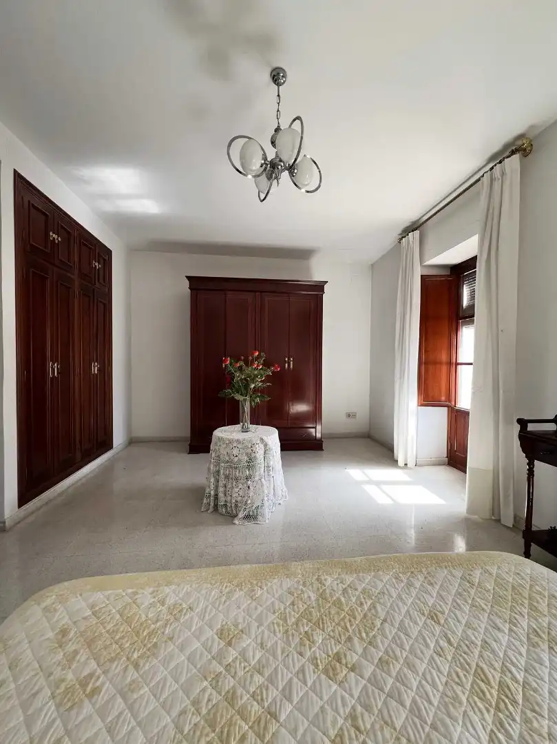 Dormitori de Casa o xalet en venda en Lora de Estepa amb Jardí privat i Traster