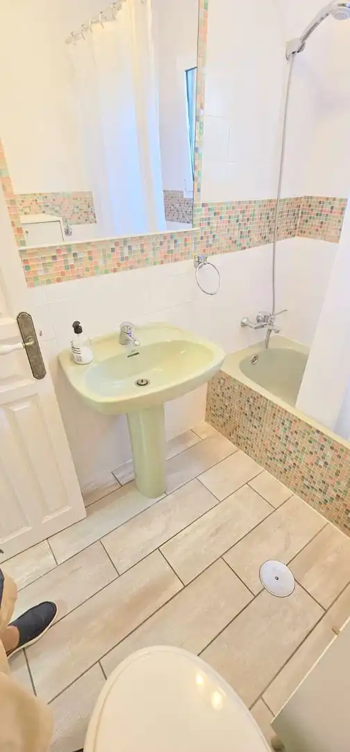 Baño de Planta baja de alquiler en Vélez-Málaga con Aire acondicionado, Terraza y Piscina