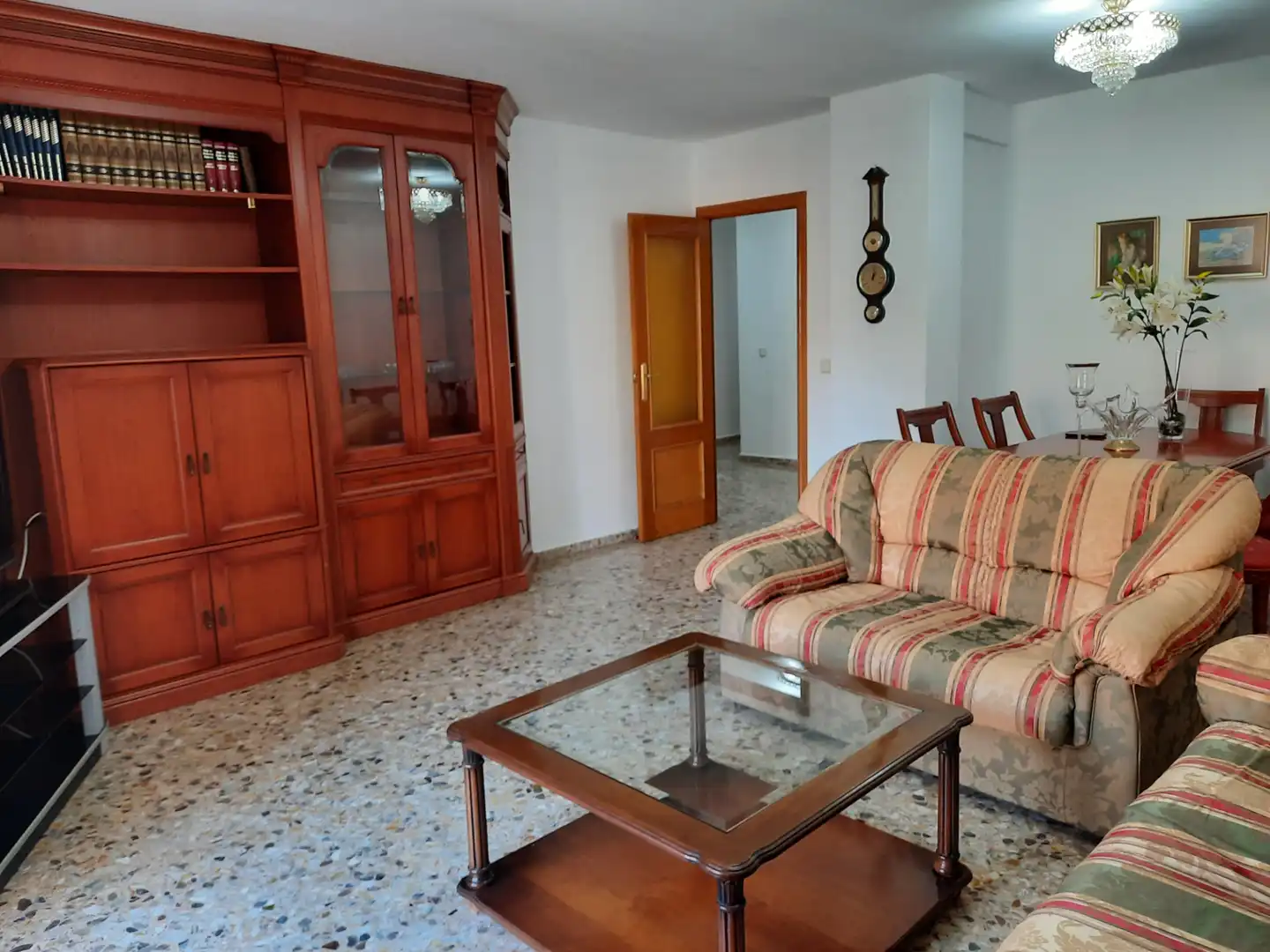 Living room of Flat for rent in Mislata  with Air Conditioner, Furnished and Balcony