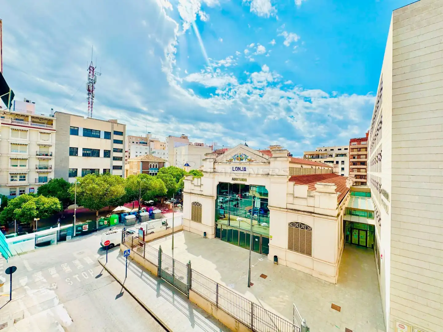 Casa amb terrassa en venda a Aragon 2