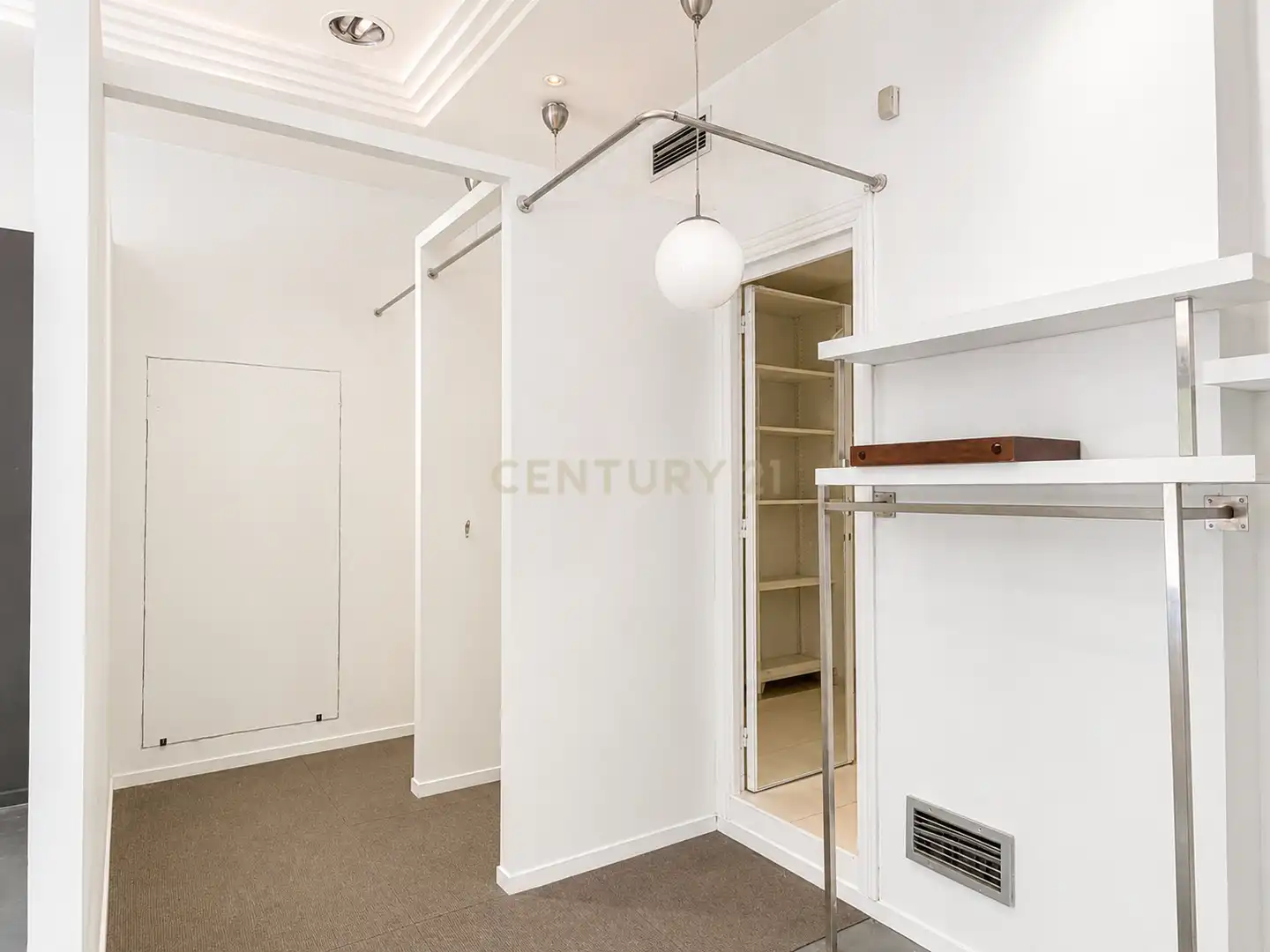 Bedroom of Commercial properties for rent in Irun   with Air Conditioner and Alarm