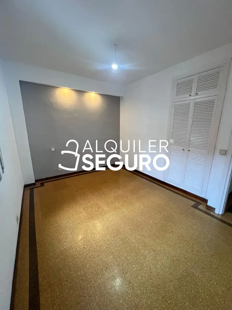 Bedroom of Flat for rent in Madrid  with Heating and Terrace