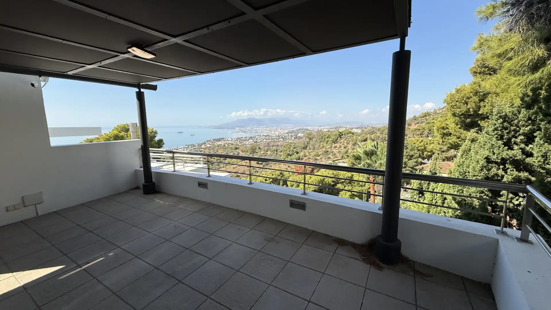 Houses for sale in Calle Esterlicia, 1, Pinares de San Antón