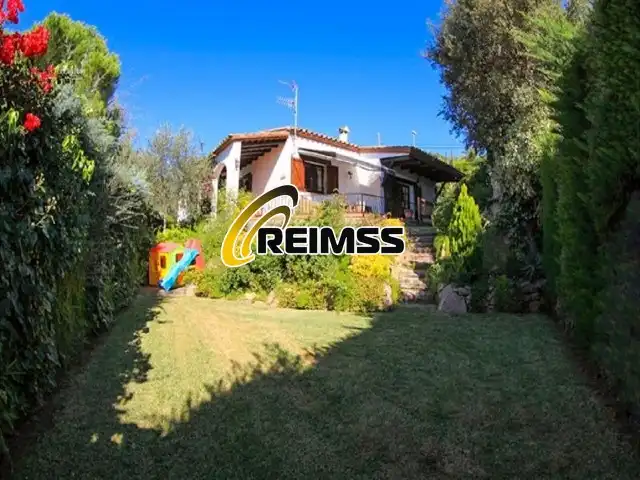 Houses for sale in Carrer de la Selva, 60, Cabanyes - Mas Ambrós - Mas Pallí