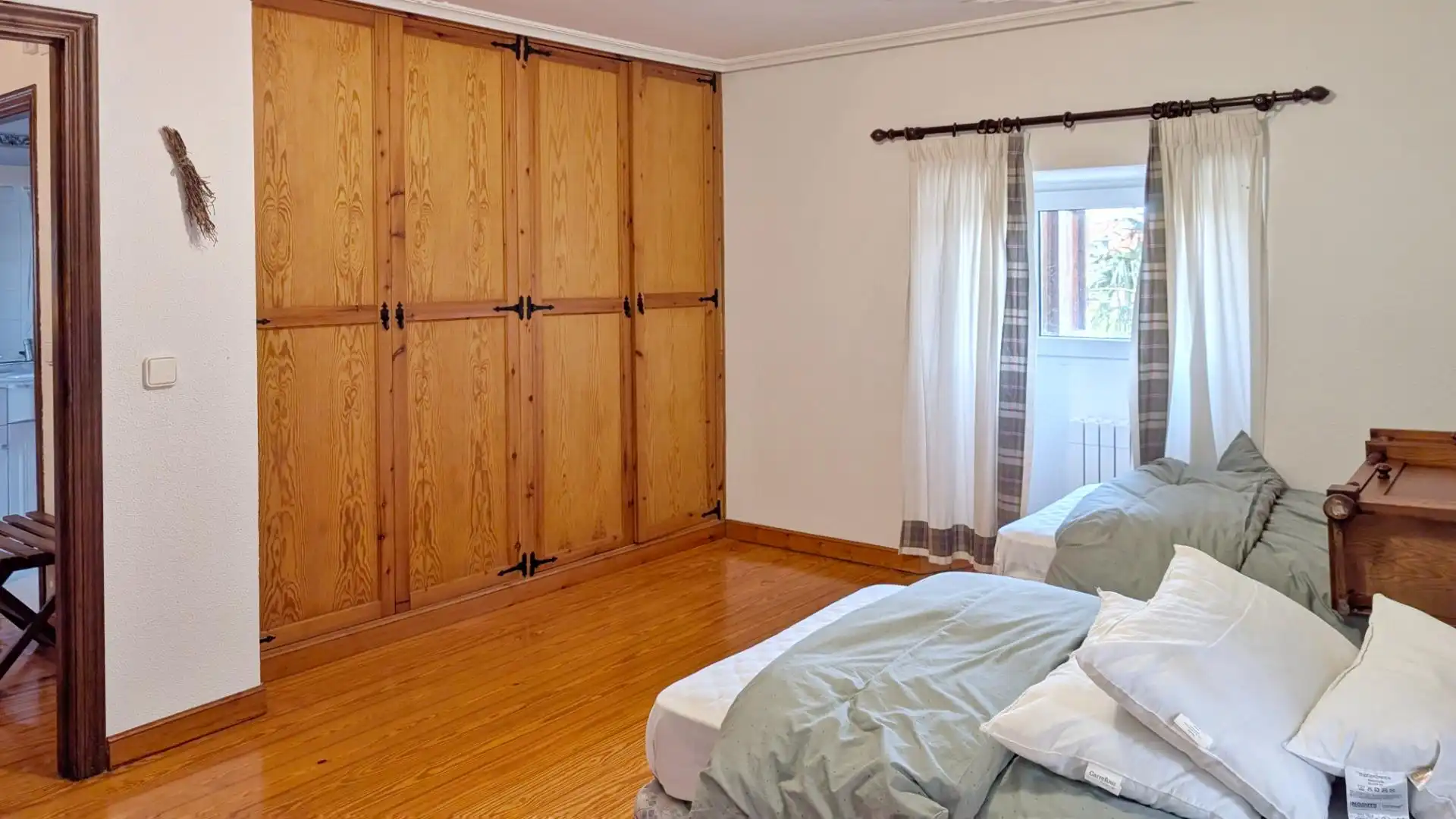 Bedroom of Houses for sale in Camargo  with Heating