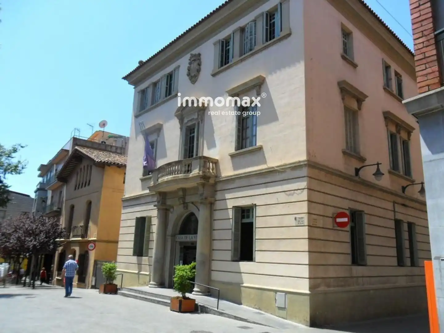 Exterior view of Houses for sale in Sant Feliu de Llobregat  with Air Conditioner, Terrace and Storage room