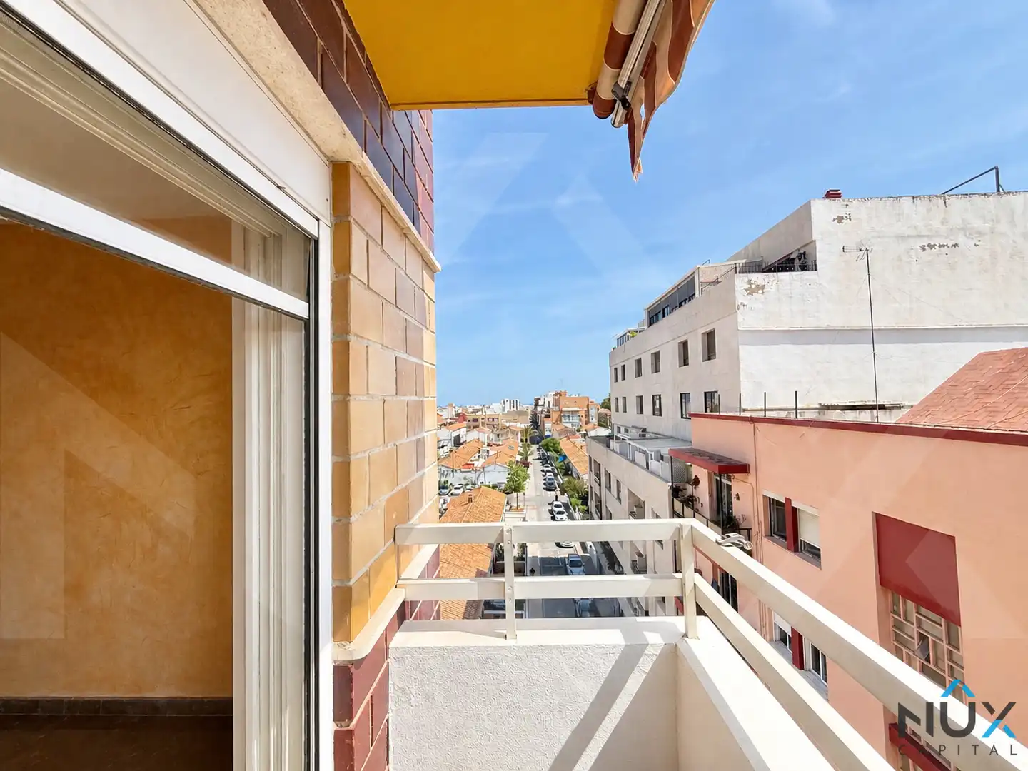 Terrassa de Pis en venda en Sagunto / Sagunt amb Aire condicionat, Calefacció i Balcó