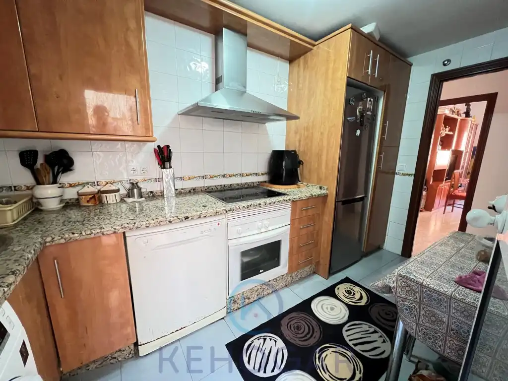 Kitchen of Flat for sale in Dos Hermanas