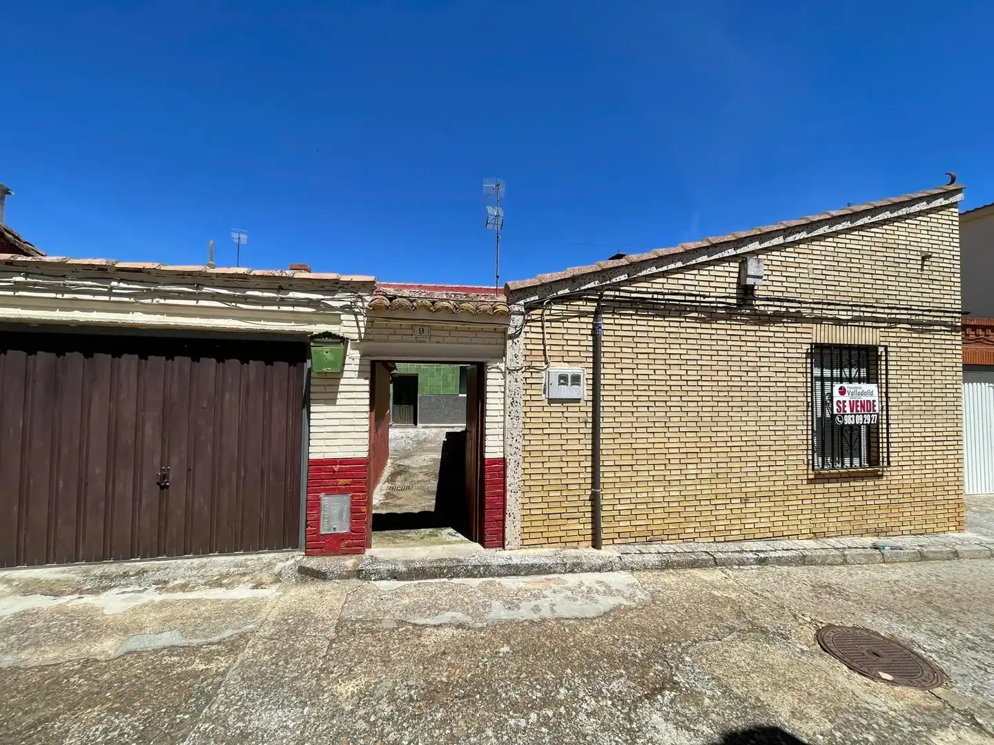 Vista exterior de Finca rústica en venda en Mayorga amb Terrassa, Traster i Moblat