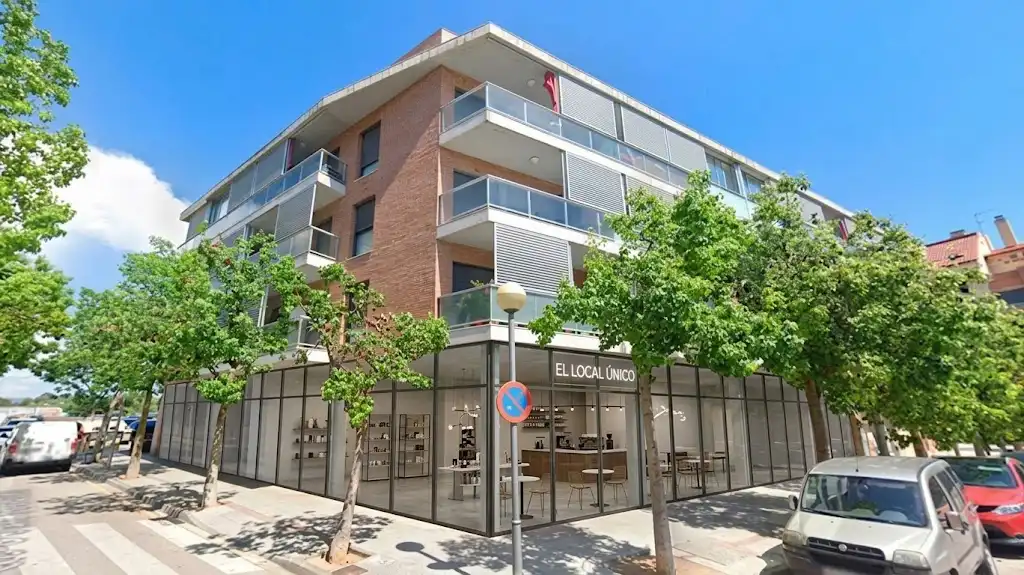 Local commercial à vendre à Plaça de Ca l'Escori 4