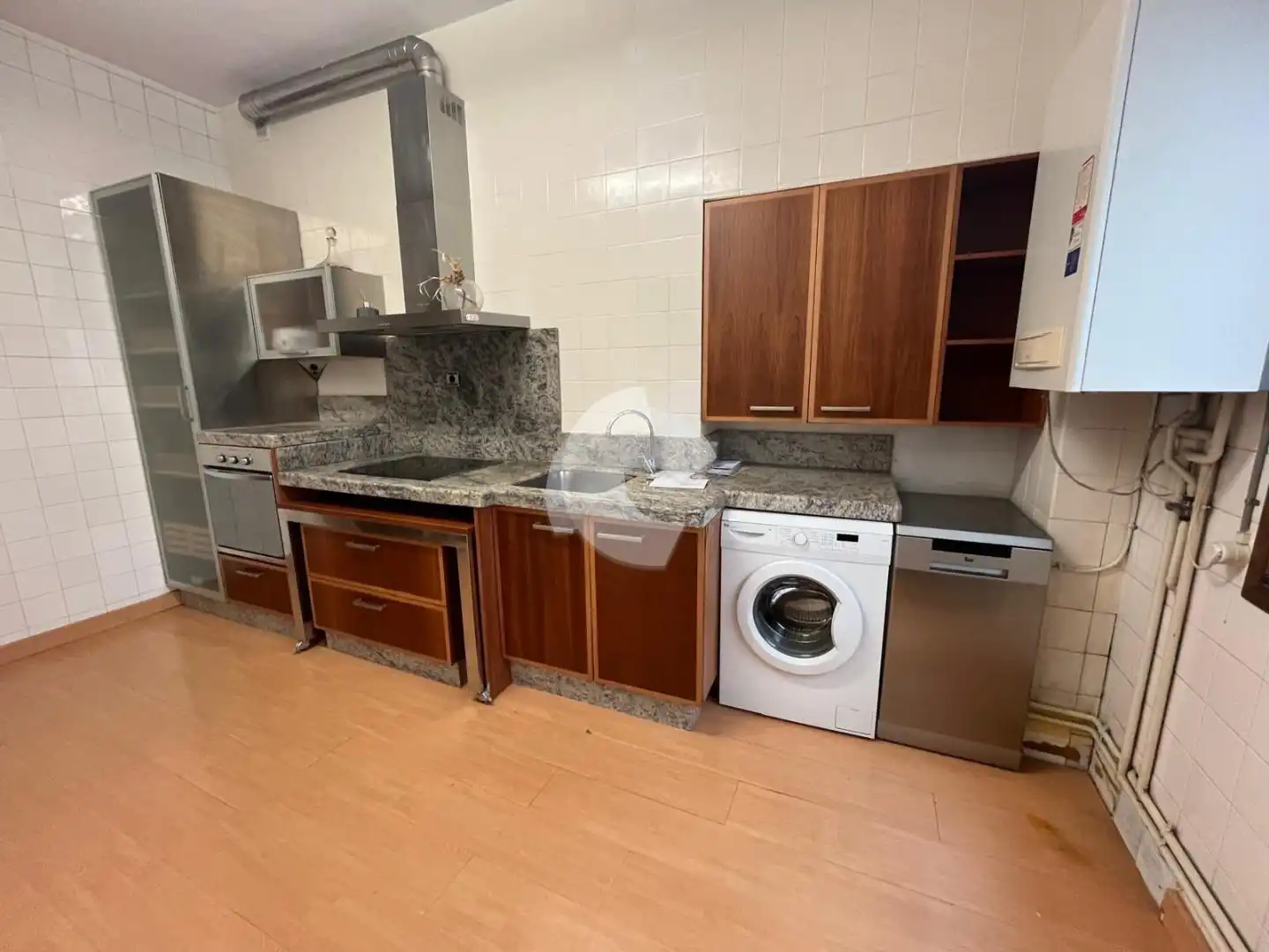 Kitchen of Flat for sale in Santiago de Compostela   with Terrace