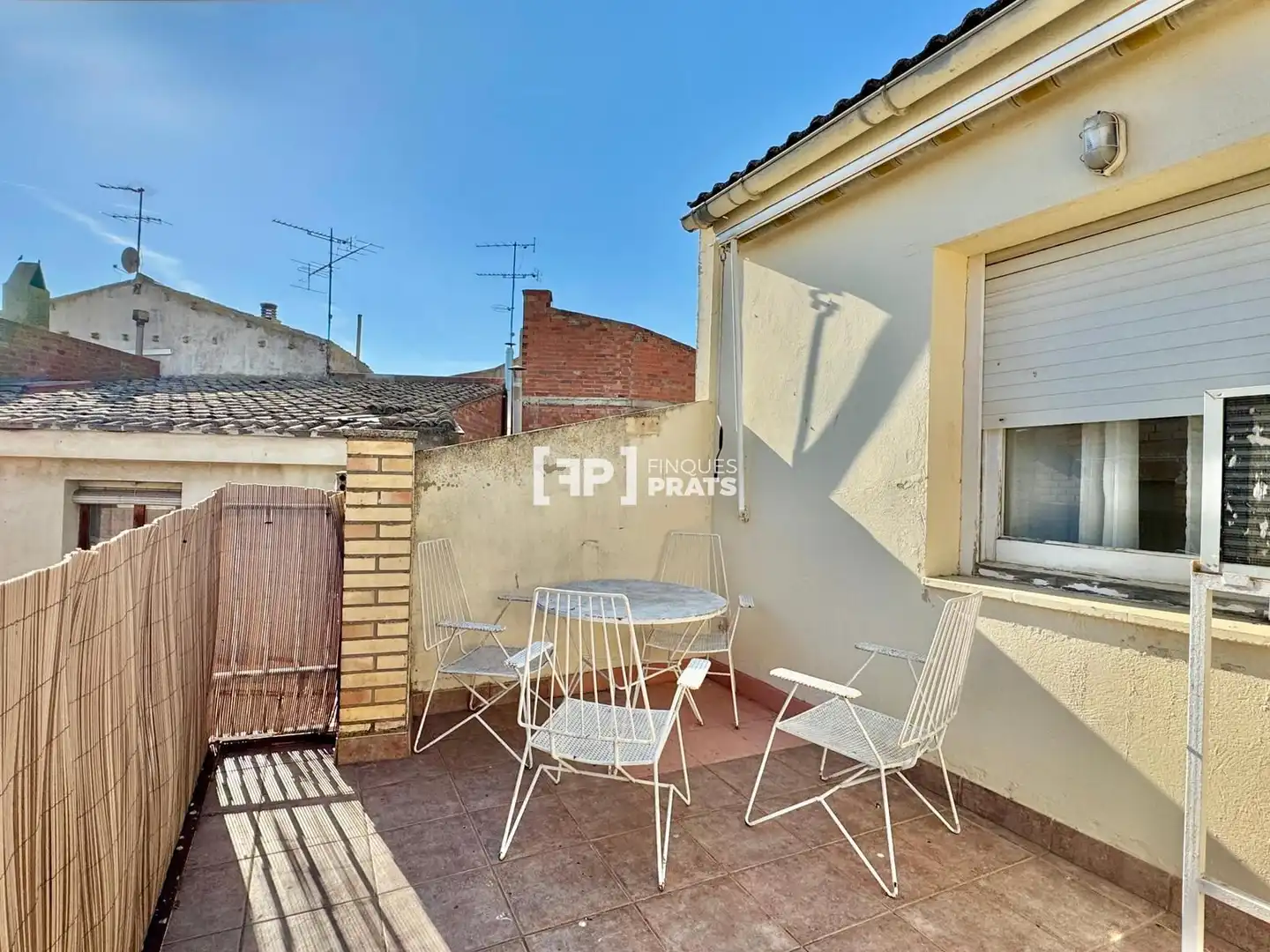 Balcony of Houses for sale in Albesa  with Air Conditioner and Heating