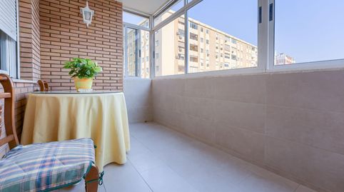 Foto 2 de Piso en venta en Avenida del Deporte, 1, Colores - Entreparques, Sevilla Capital