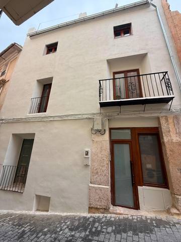 Edificio en Venta en Calle DE TOMÀS VALLS en Centro