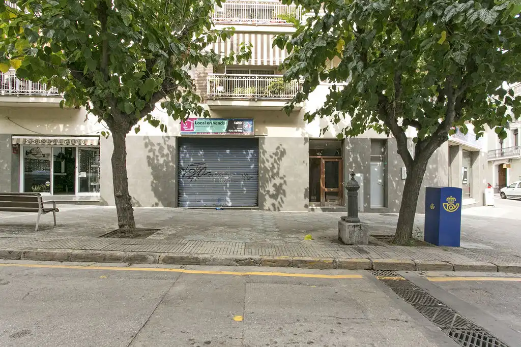 Business premises for sale in C/ Àngel Gimerà, imagen 26