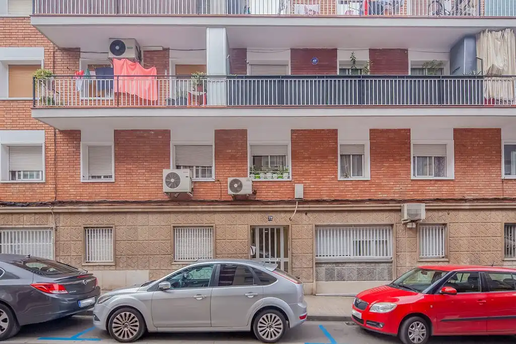 Vista exterior de Planta baja en venta en Sant Boi de Llobregat