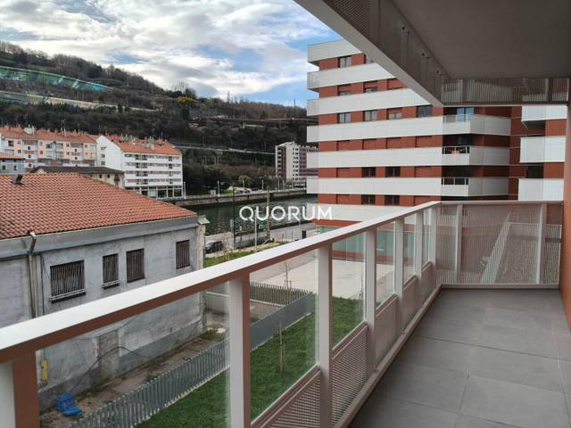 Piso en Venta en San Pedro de Deusto - La Ribera