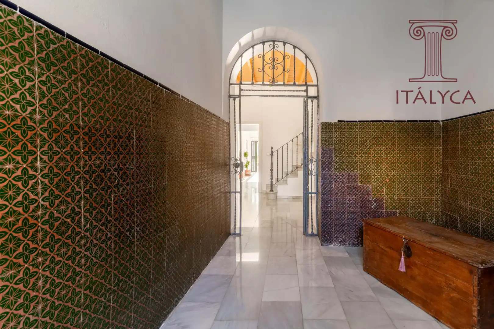 Casa o xalet en venda en Bormujos amb Aire condicionat, Calefacció i Jardí privat