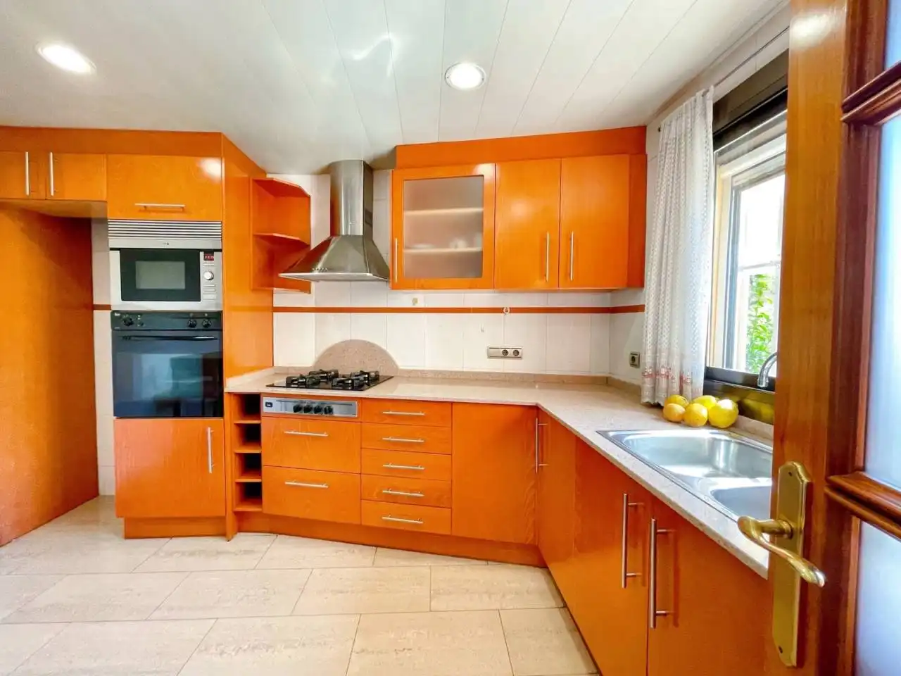 Kitchen of Detached homes for sale in Cerdanyola del Vallès  with Air Conditioner, Heating and Private garden