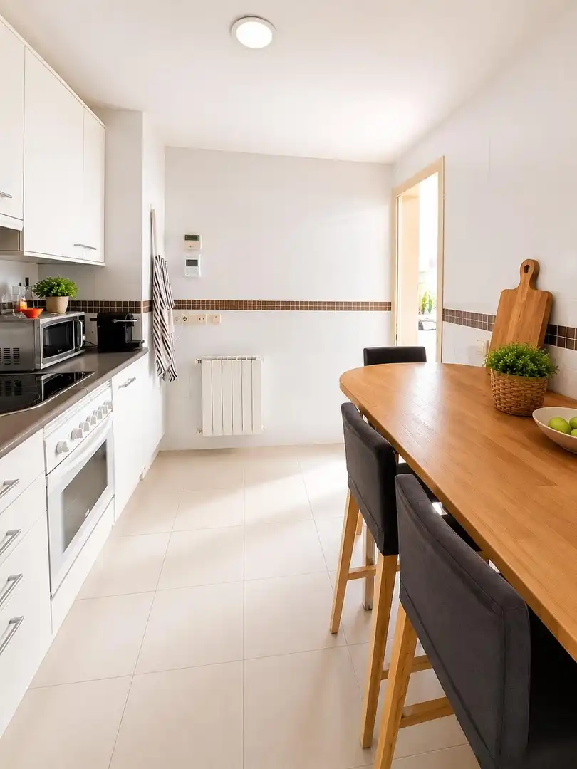 Kitchen of Flat for sale in Madrid  with Air Conditioner, Heating and Private garden