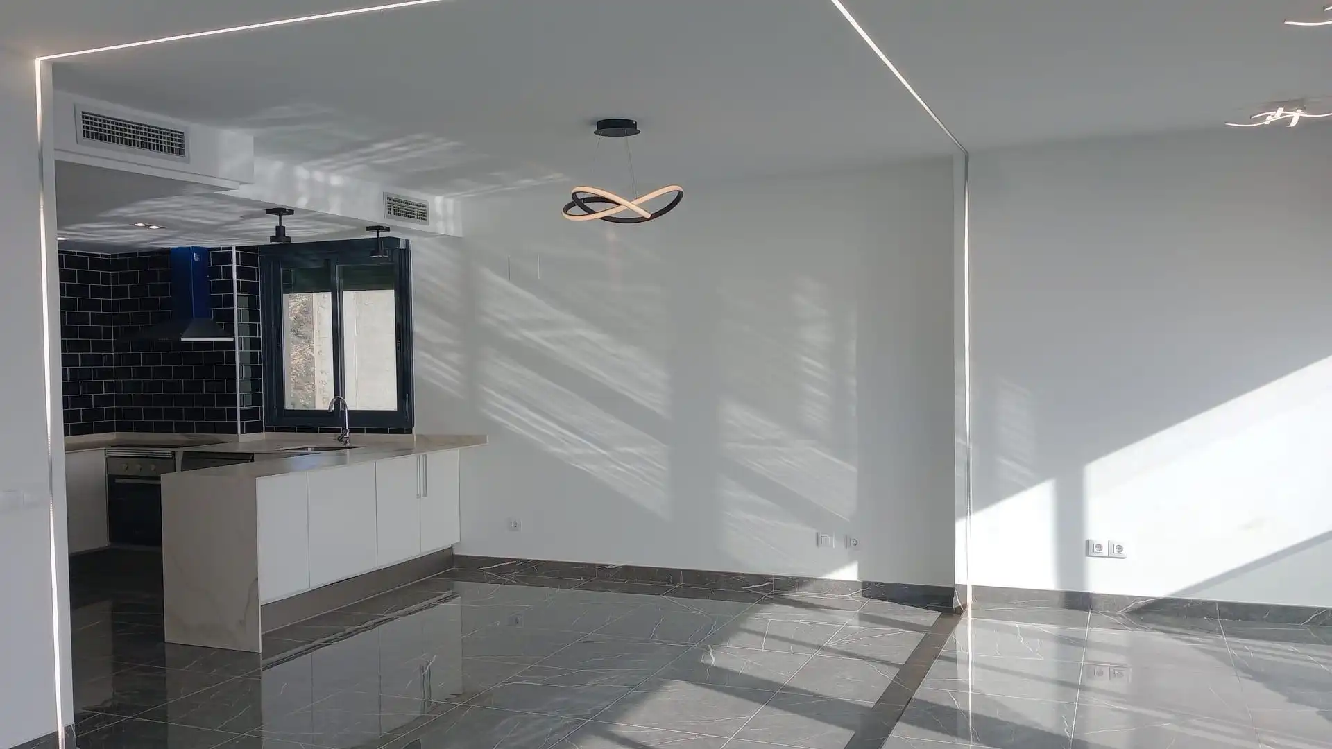 Attic for sale in Benidorm  with Air Conditioner, Heating and Private garden